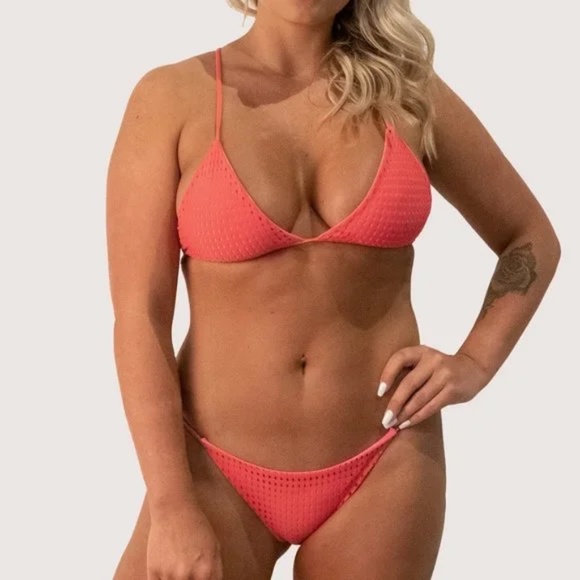 Acacia Shaka top + Fins bottom (size L) NWT - Picture 6 of 6